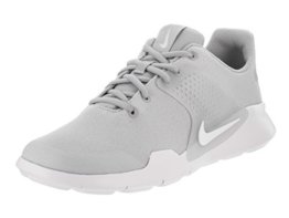Nike Hallenschuhe in Grau